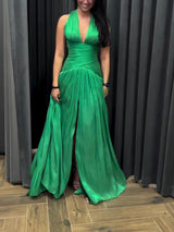 Emerald Green Plunging Neckline Gown With Pleated Skirt And Side Slit Bigbuy