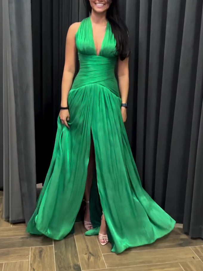 Emerald Green Plunging Neckline Gown With Pleated Skirt And Side Slit Bigbuy