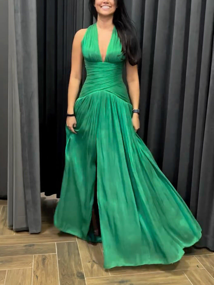 Emerald Green Plunging Neckline Gown With Pleated Skirt And Side Slit Bigbuy